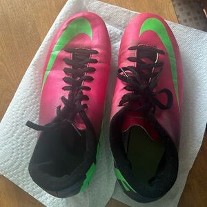 Nike men’s soccer cleats